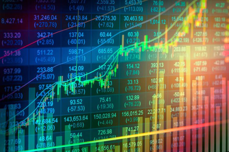 Economia Contemporânea, Escassez material e Espiritismo