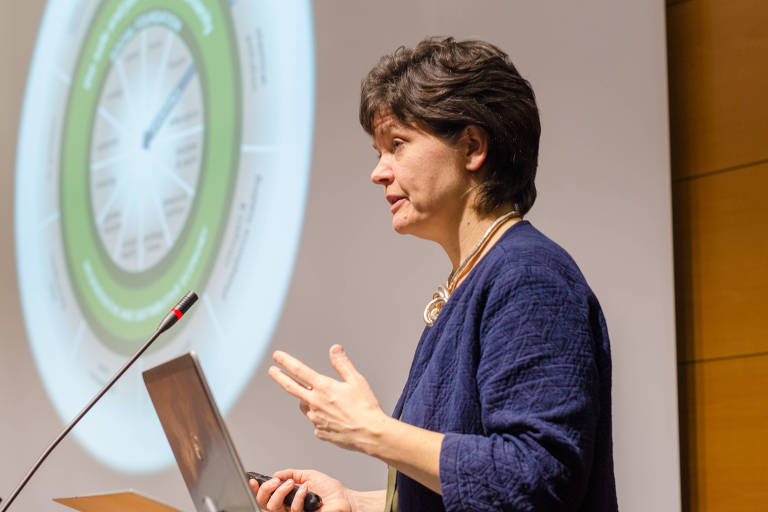 “A ‘economia donut’ satisfaz as necessidades de todas as pessoas, mas dentro dos limites do planeta”, Entrevista com Kate Rayworth.
