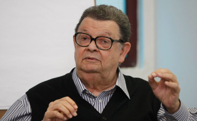 O Congresso traiu a sociedade, Delfim Netto.
