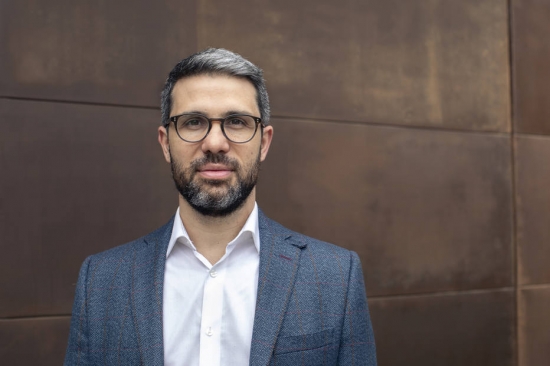 ‘Mundo nos vê com assombro por manter Bolsonaro’, diz autor de livro sobre história do impeachment
