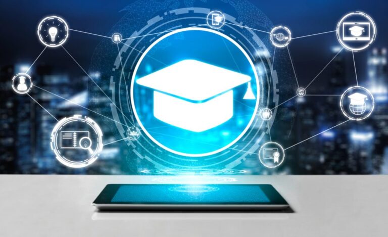 A mais importante disrupção é preparar novas gerações de professores para utilizar tecnologias