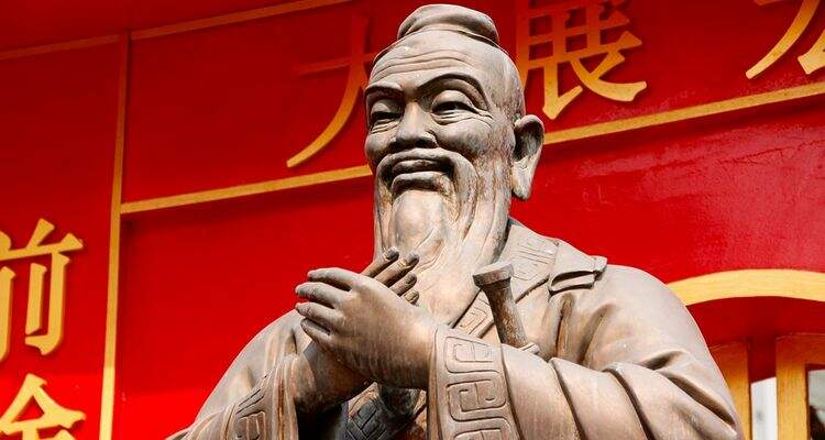 Reabilitação de Confúcio é cada vez mais evidente na China, por Tatiana Prazeres.