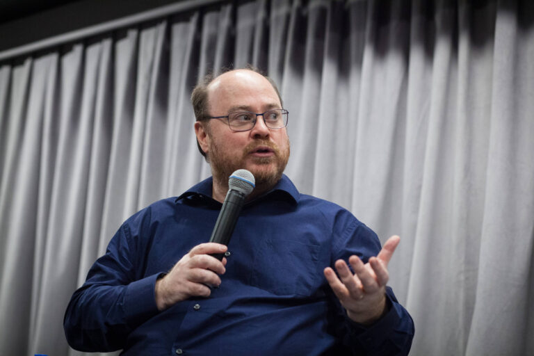 Bolsonaro usará STF e pauta moral em cruzada para se reeleger, diz cientista político