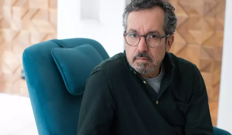 Barbárie em Brasília não é obra só de bolsonaristas radicais, por Bernardo Carvalho