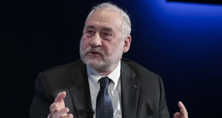 Propostas de Lula para tributar os mais ricos beneficiam país, diz Prêmio Nobel