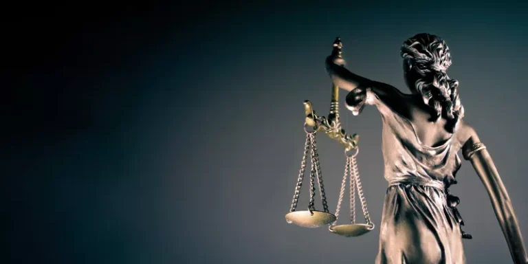 A Justiça do Trabalho em xeque, por Erik Chiconelli Gomes