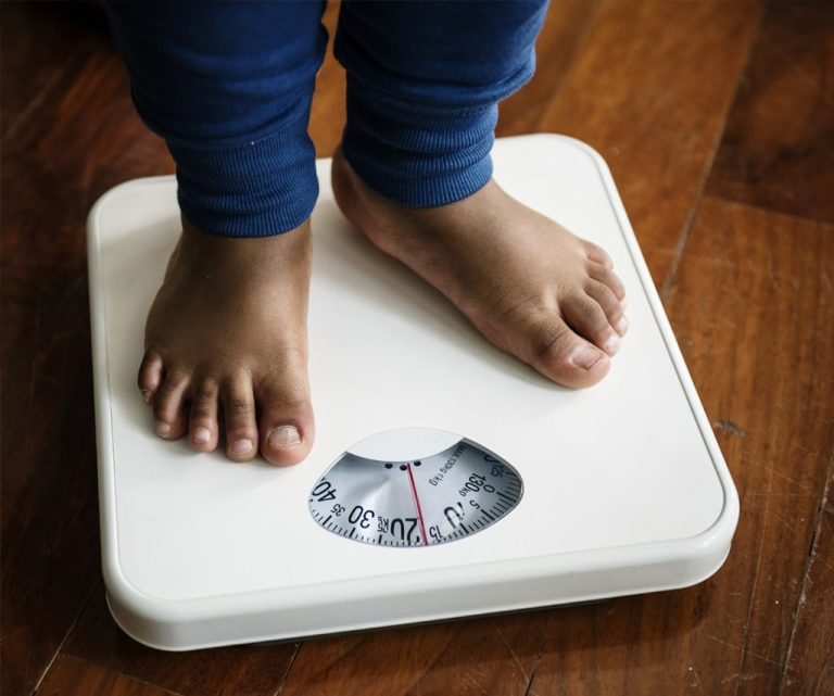 Sobrepeso e obesidade, a nova epidemia? por Márcia Castro
