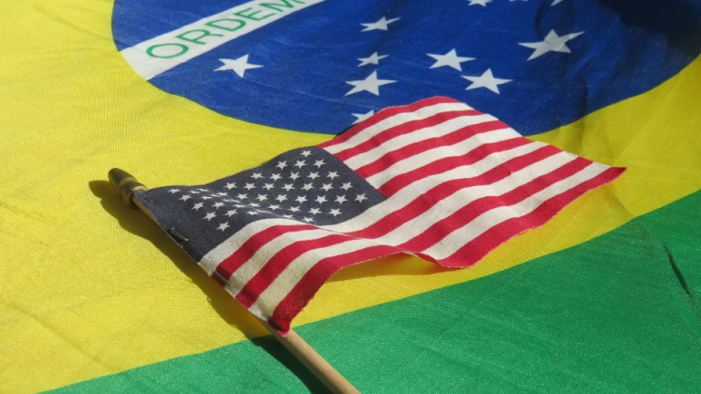 A vassalagem antipatriótica, por Luiz Marques
